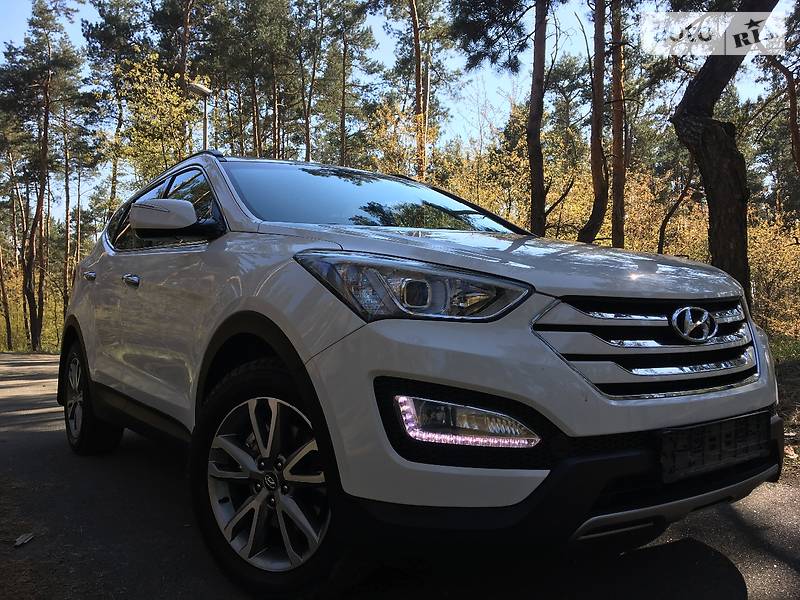 Седан Hyundai Santa FE 2014 в Киеве