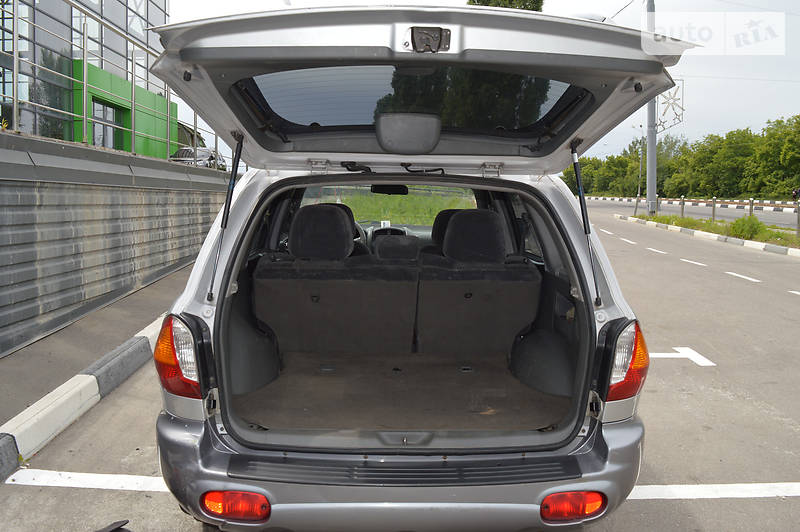 Позашляховик / Кросовер Hyundai Santa FE 2003 в Харкові