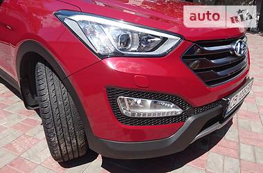 Внедорожник / Кроссовер Hyundai Santa FE 2015 в Прилуках