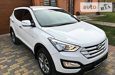 Внедорожник / Кроссовер Hyundai Santa FE 2013 в Черновцах