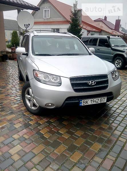 Внедорожник / Кроссовер Hyundai Santa FE 2009 в Дубно