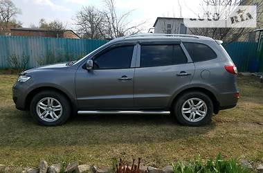 Внедорожник / Кроссовер Hyundai Santa FE 2011 в Шостке