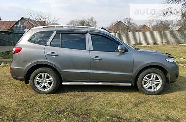 Внедорожник / Кроссовер Hyundai Santa FE 2011 в Шостке