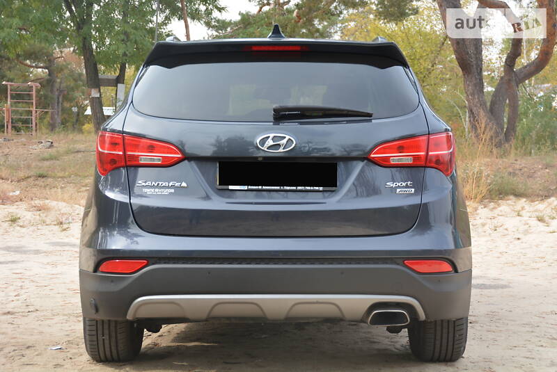 Позашляховик / Кросовер Hyundai Santa FE 2014 в Сваляві