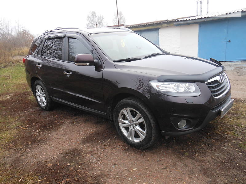 Позашляховик / Кросовер Hyundai Santa FE 2010 в Новгород-Сіверському