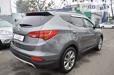 Внедорожник / Кроссовер Hyundai Santa FE 2013 в Киеве