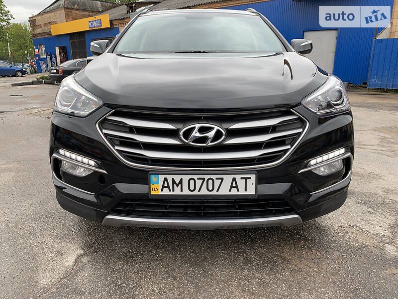 Позашляховик / Кросовер Hyundai Santa FE 2017 в Житомирі