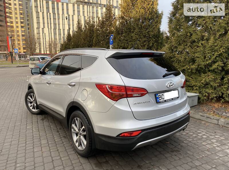 Позашляховик / Кросовер Hyundai Santa FE 2013 в Львові