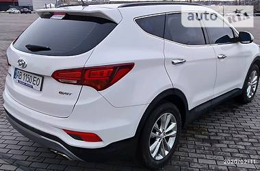 Позашляховик / Кросовер Hyundai Santa FE 2015 в 