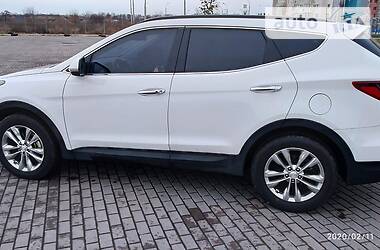 Позашляховик / Кросовер Hyundai Santa FE 2015 в 
