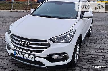 Позашляховик / Кросовер Hyundai Santa FE 2015 в 