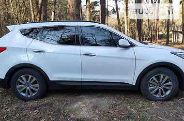 Внедорожник / Кроссовер Hyundai Santa FE 2014 в 