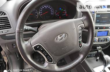 Позашляховик / Кросовер Hyundai Santa FE 2012 в 