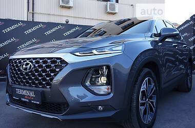 Внедорожник / Кроссовер Hyundai Santa FE 2019 в Одессе