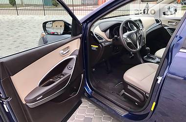 Позашляховик / Кросовер Hyundai Santa FE 2016 в 