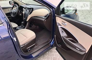 Позашляховик / Кросовер Hyundai Santa FE 2016 в 