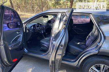 Позашляховик / Кросовер Hyundai Santa FE 2014 в 