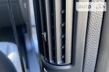 Позашляховик / Кросовер Hyundai Santa FE 2014 в 