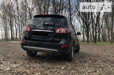 Позашляховик / Кросовер Hyundai Santa FE 2011 в 