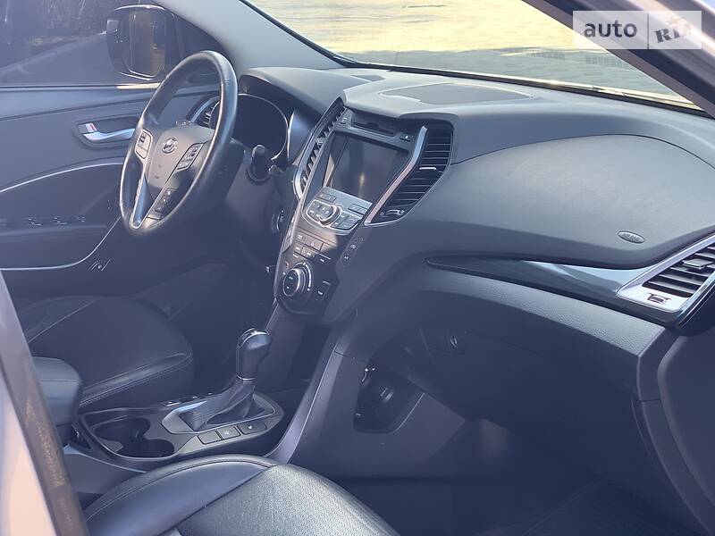 Внедорожник / Кроссовер Hyundai Santa FE 2013 в Днепре