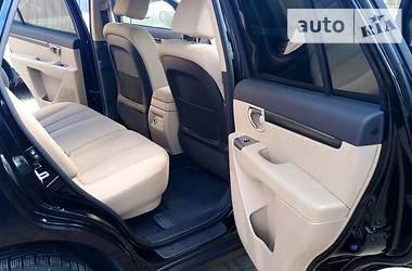 Позашляховик / Кросовер Hyundai Santa FE 2010 в 