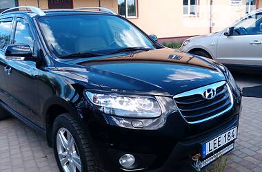 Позашляховик / Кросовер Hyundai Santa FE 2010 в 