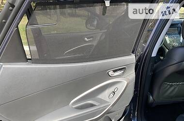 Позашляховик / Кросовер Hyundai Santa FE 2015 в 