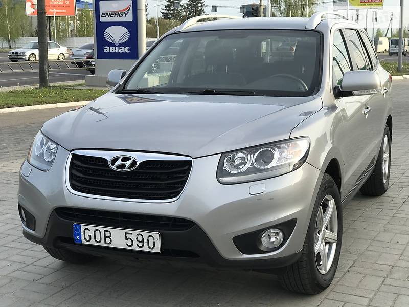 Внедорожник / Кроссовер Hyundai Santa FE 2011 в Луцке