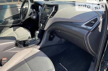Позашляховик / Кросовер Hyundai Santa FE 2015 в 