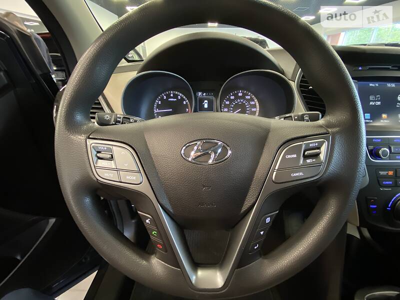 Позашляховик / Кросовер Hyundai Santa FE 2017 в Одесі