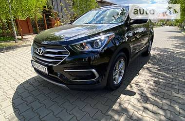 Позашляховик / Кросовер Hyundai Santa FE 2016 в 
