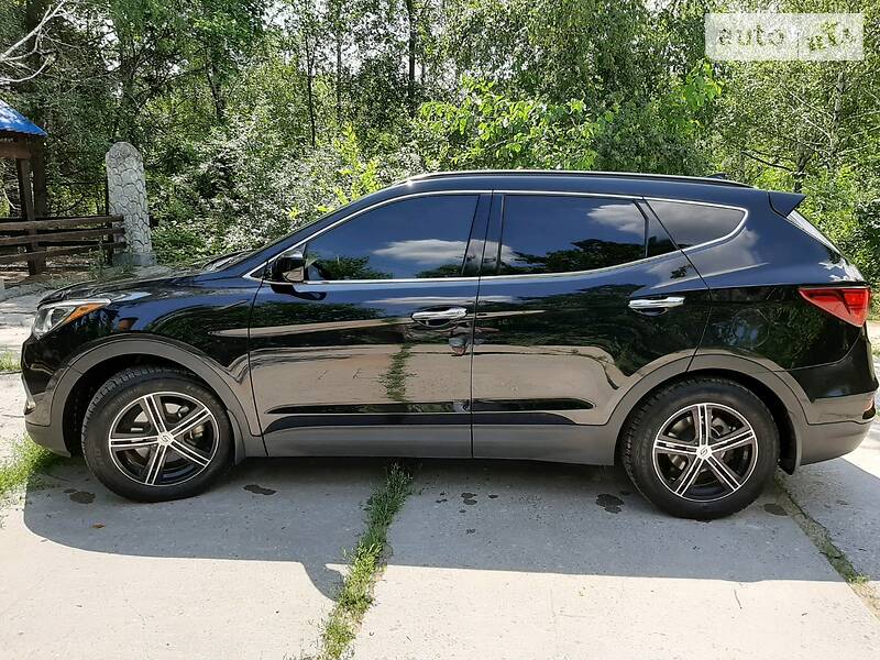 Позашляховик / Кросовер Hyundai Santa FE 2016 в Новій Одесі