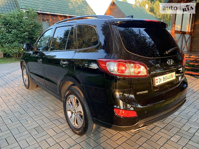 Позашляховик / Кросовер Hyundai Santa FE 2011 в Луцьку