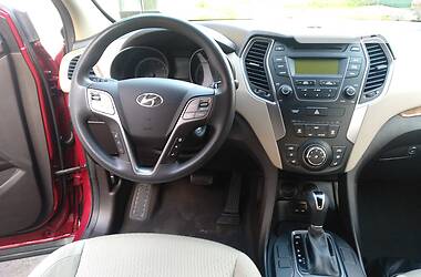 Позашляховик / Кросовер Hyundai Santa FE 2015 в Луцьку