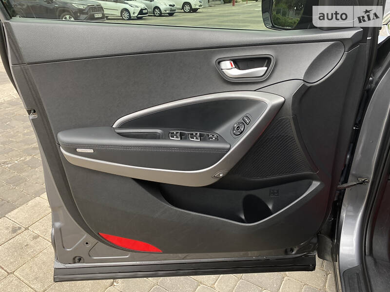 Позашляховик / Кросовер Hyundai Santa FE 2014 в Одесі