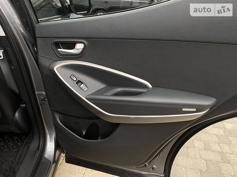 Позашляховик / Кросовер Hyundai Santa FE 2014 в Одесі