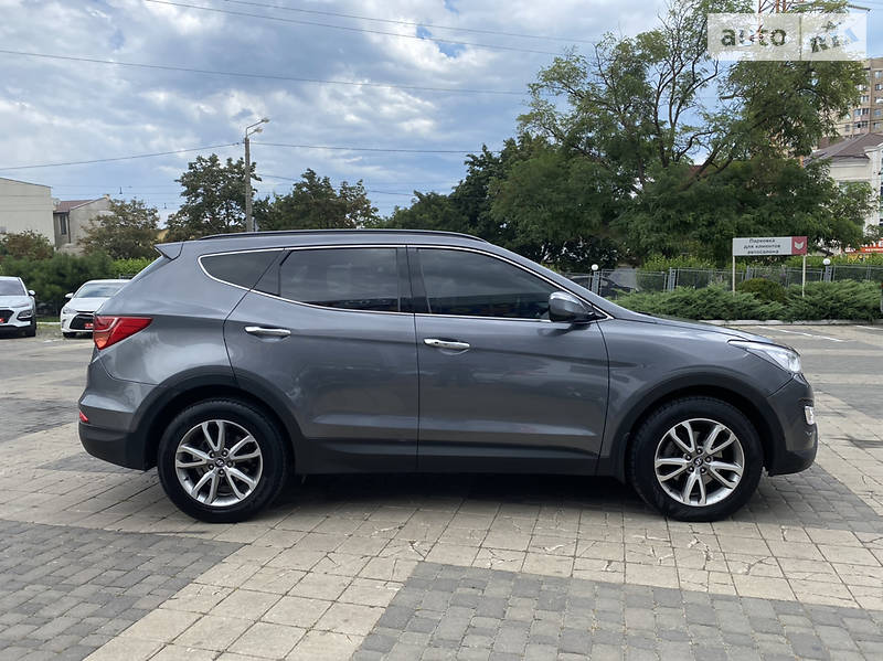 Позашляховик / Кросовер Hyundai Santa FE 2014 в Одесі