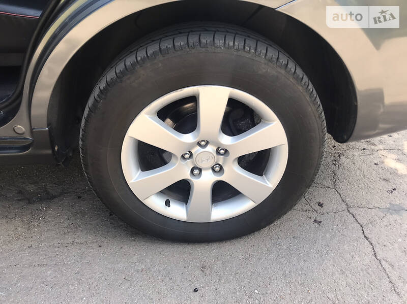 Позашляховик / Кросовер Hyundai Santa FE 2007 в Тульчині