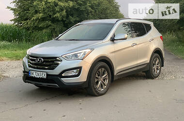 Позашляховик / Кросовер Hyundai Santa FE 2014 в 