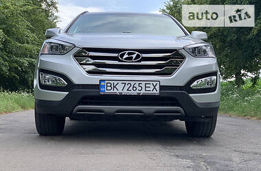 Позашляховик / Кросовер Hyundai Santa FE 2014 в 