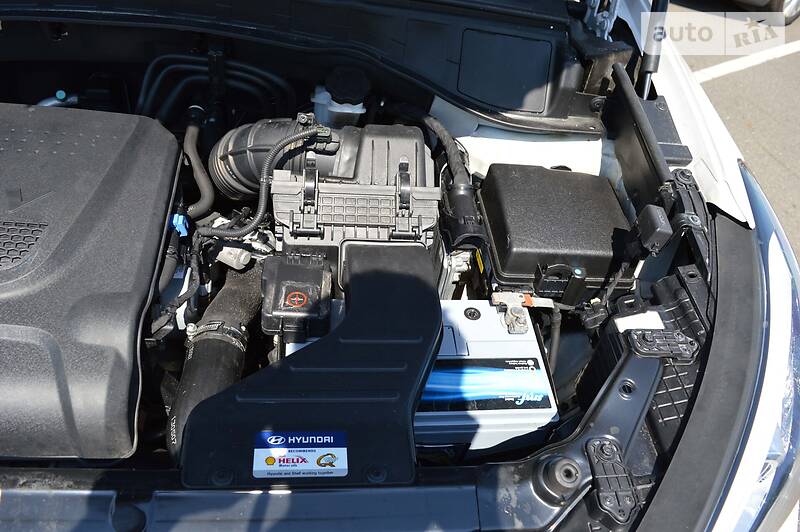 Позашляховик / Кросовер Hyundai Santa FE 2013 в Києві фото 18 Позашляховик / Кросовер Hyundai Santa FE 2013 в Києві