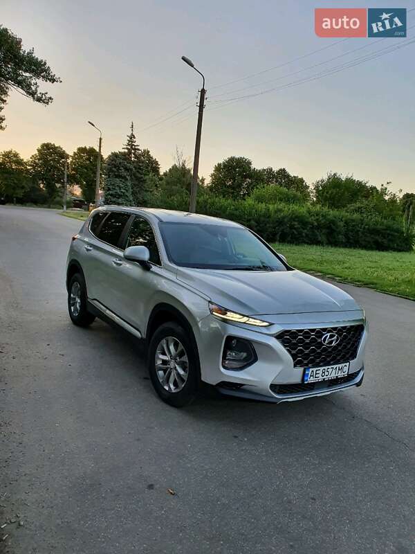 Внедорожник / Кроссовер Hyundai Santa FE 2019 в Киеве фото 7 Внедорожник / Кроссовер Hyundai Santa FE 2019 в Киеве