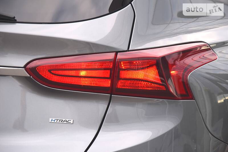Позашляховик / Кросовер Hyundai Santa FE 2019 в Києві