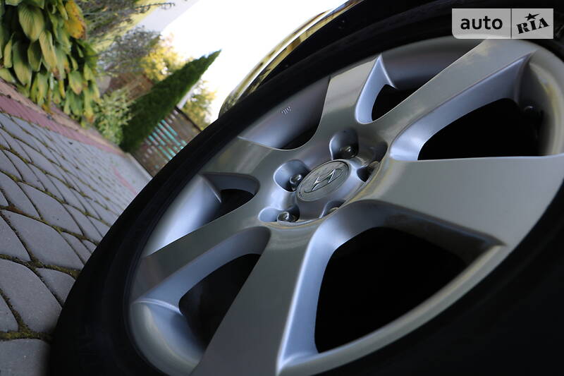 Позашляховик / Кросовер Hyundai Santa FE 2008 в Трускавці фото 179 Позашляховик / Кросовер Hyundai Santa FE 2008 в Трускавці