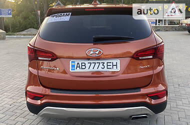 Внедорожник / Кроссовер Hyundai Santa FE 2015 в Виннице