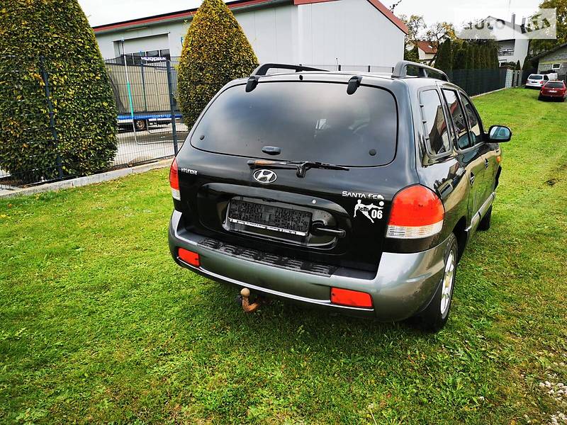 Внедорожник / Кроссовер Hyundai Santa FE 2005 в Ровно