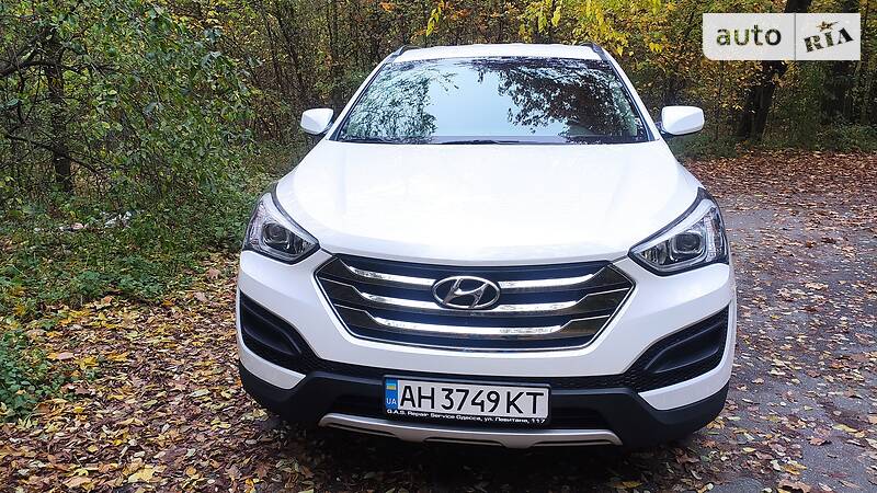 Позашляховик / Кросовер Hyundai Santa FE 2014 в Києві