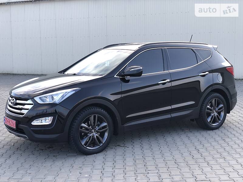 Внедорожник / Кроссовер Hyundai Santa FE 2013 в Черновцах