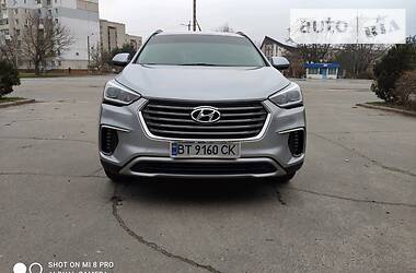 Внедорожник / Кроссовер Hyundai Santa FE 2016 в Новой Каховке