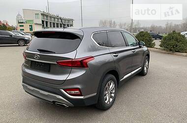 Внедорожник / Кроссовер Hyundai Santa FE 2018 в Киеве